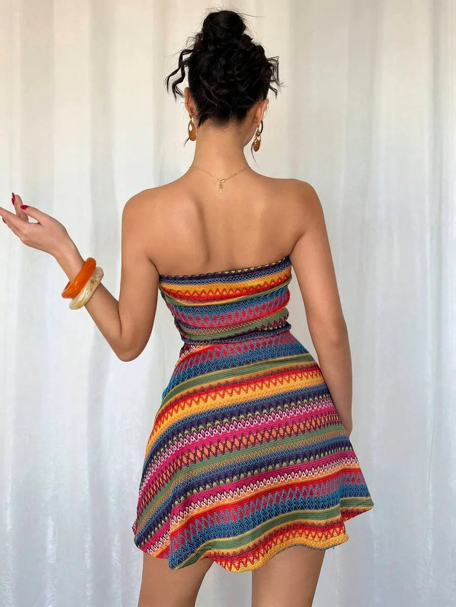 SHEIN Breezaya فستان بلون الأسود ميني بدون حمالات بعقدة كريستالية وبظهر مكشوف