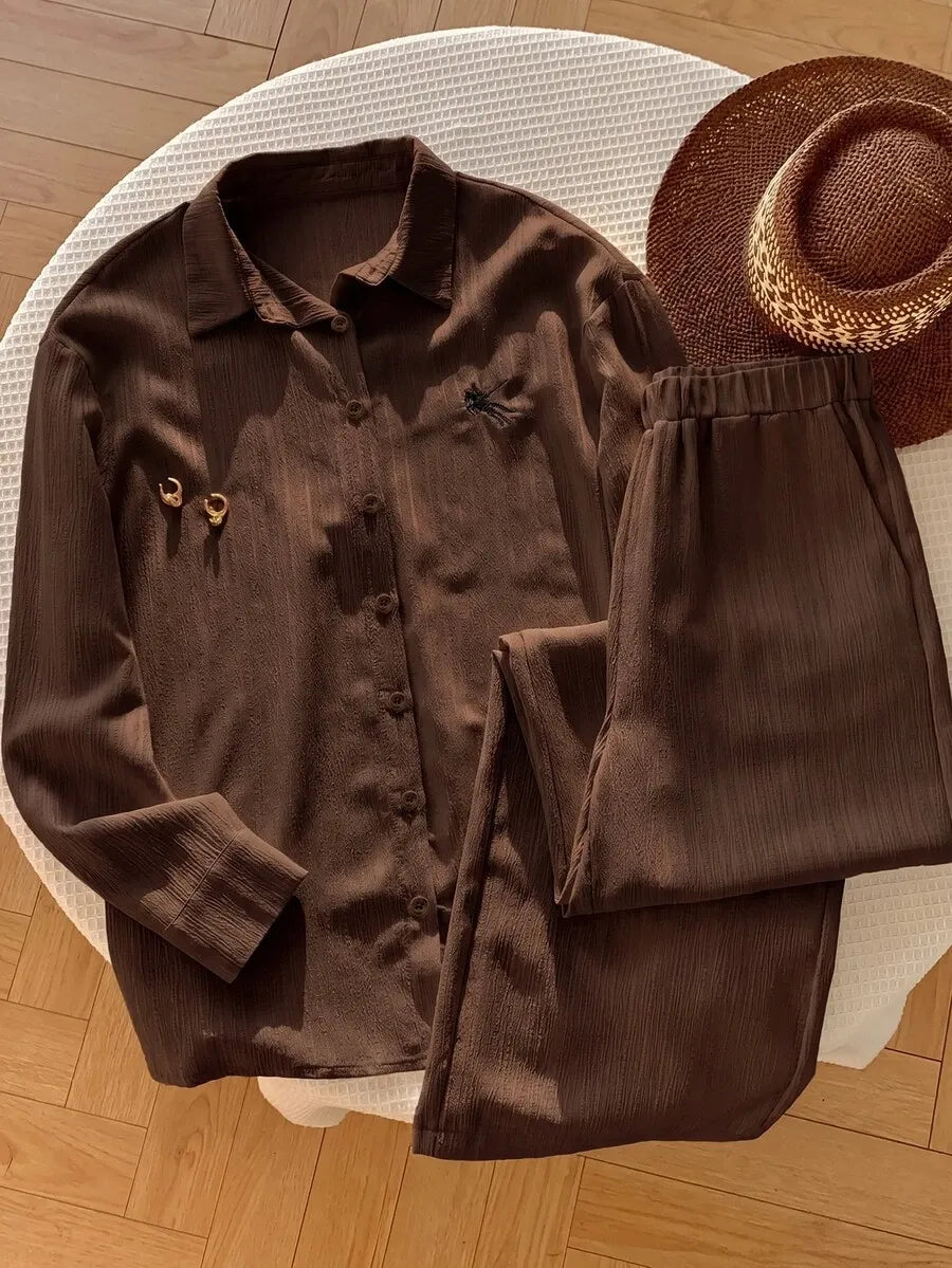 SHEIN Comfortcana طقم نسائي قطعتين بلوزة بياقة واقفة وبنطال بلون بني