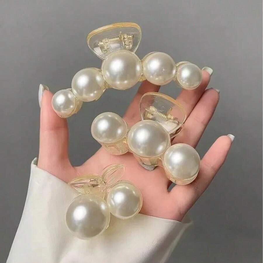 SHEIN مشبك شعر مزين بخرز لؤلؤ