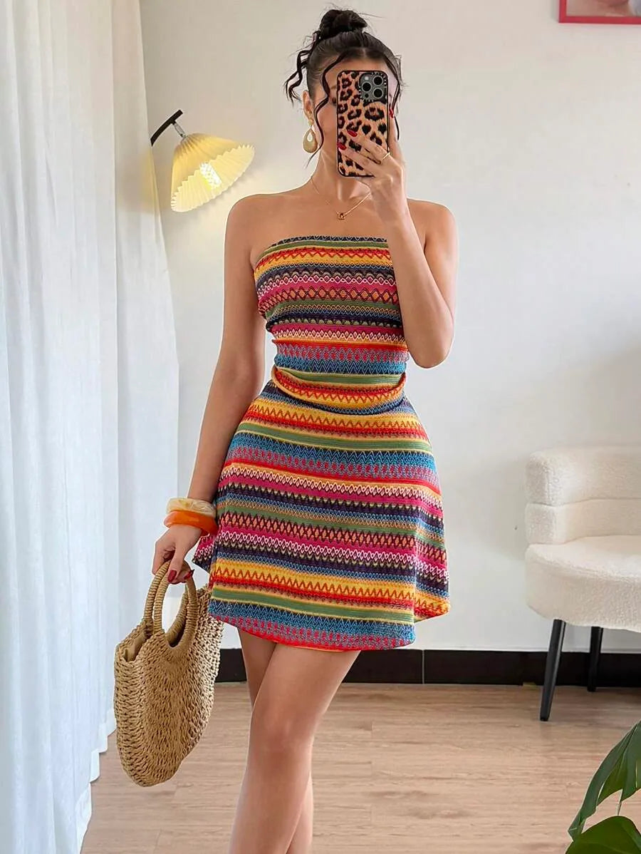 SHEIN Breezaya فستان بلون الأسود ميني بدون حمالات بعقدة كريستالية وبظهر مكشوف