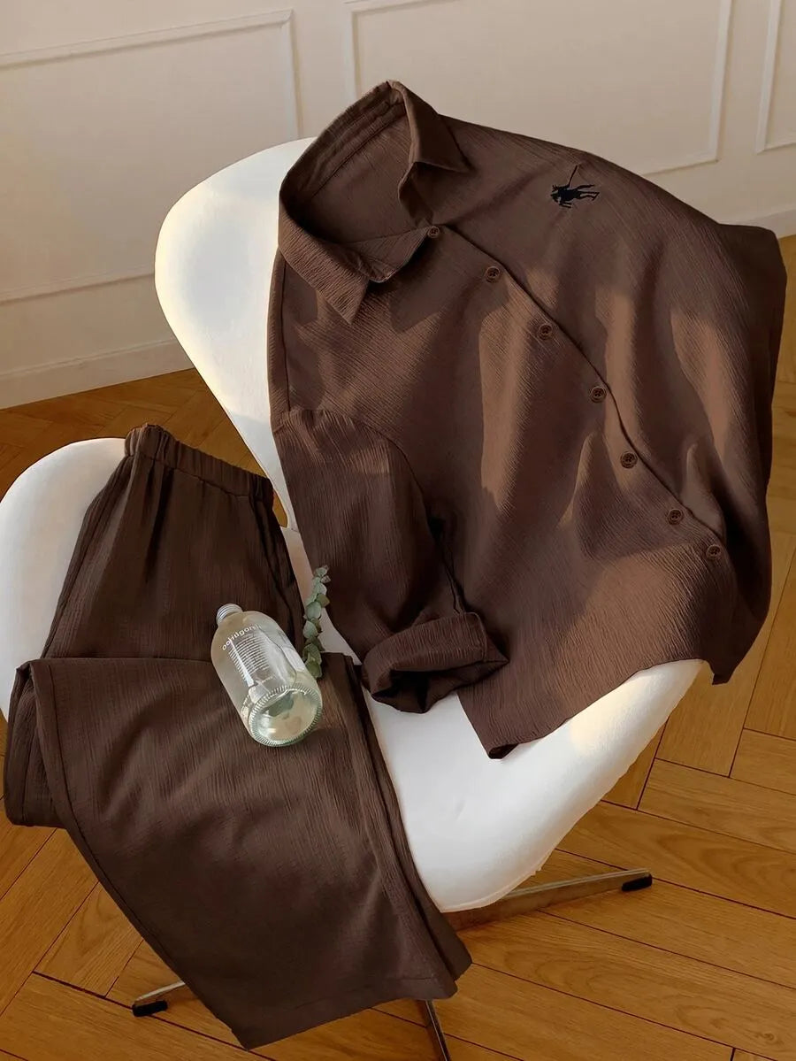 SHEIN Comfortcana طقم نسائي قطعتين بلوزة بياقة واقفة وبنطال بلون بني