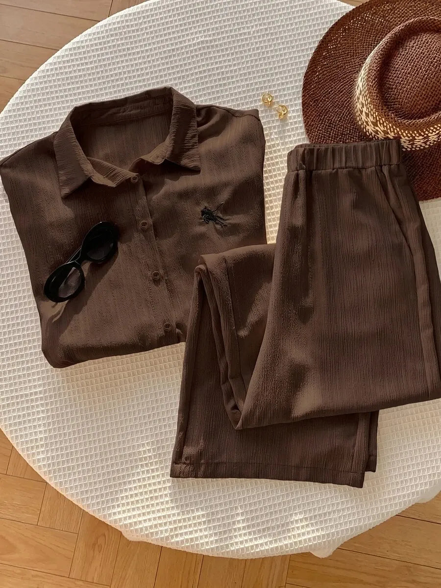 SHEIN Comfortcana طقم نسائي قطعتين بلوزة بياقة واقفة وبنطال بلون بني