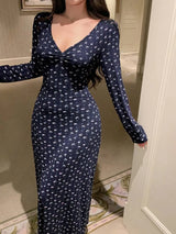 SHEIN DAZY فستان نوم طويل بلون أزرق بحري مزين بالزهور وكشكش وأكمام طويلة