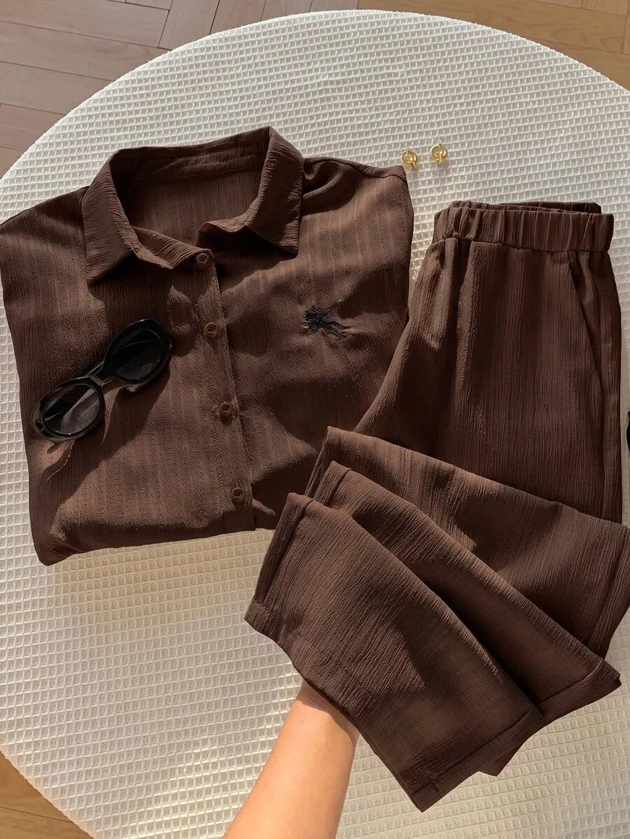 SHEIN Comfortcana طقم نسائي قطعتين بلوزة بياقة واقفة وبنطال بلون بني