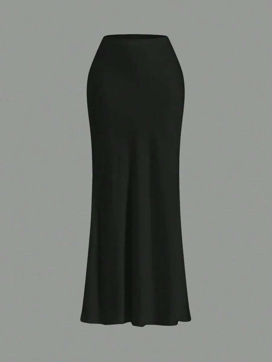 SHEIN Opulessa تنورة ساتان أنيقة بلون سادة بتصميم حورية البحر