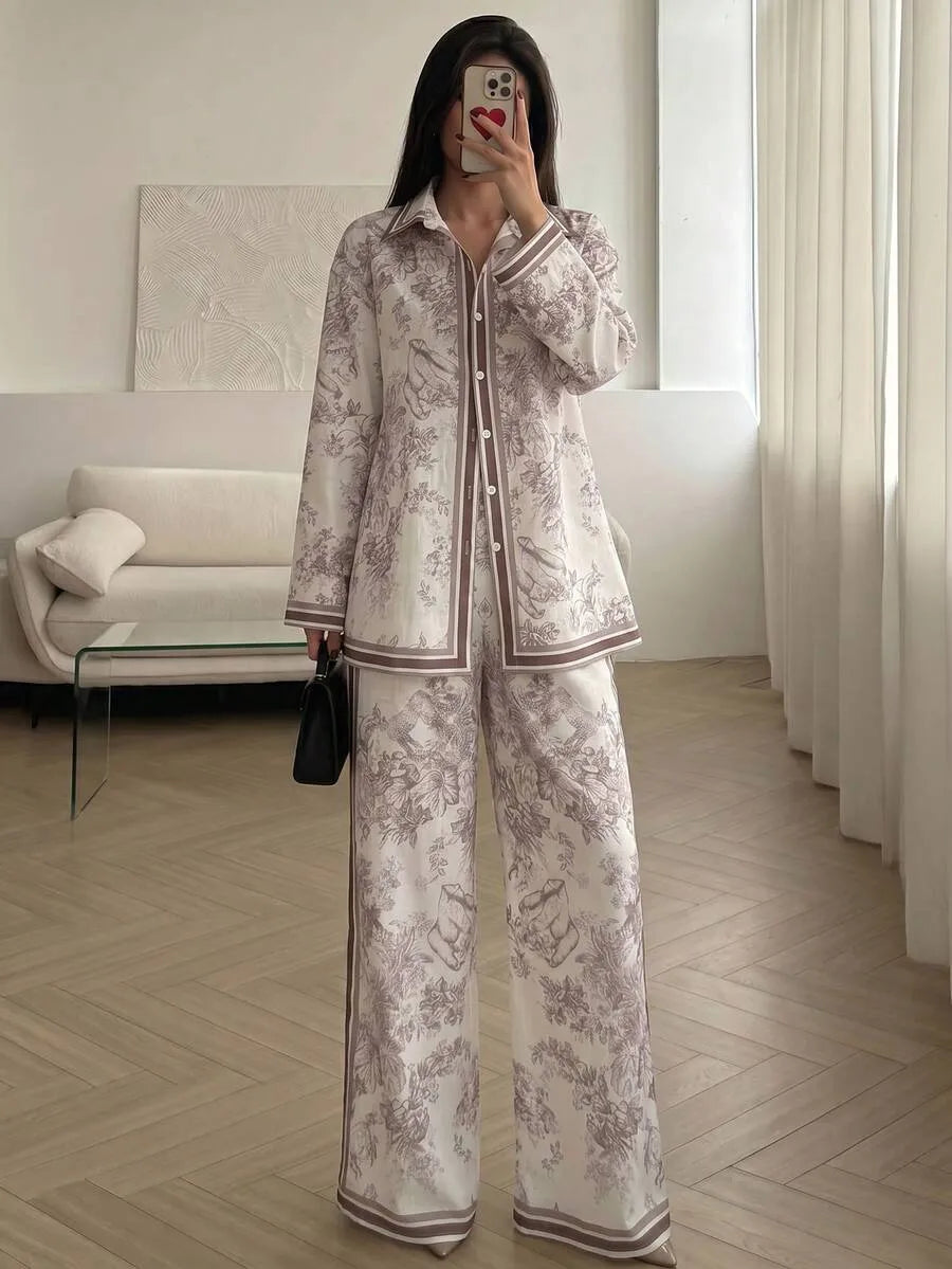 SHEIN NOVVYNE طقم نسائي أنيق من قطعتين بقميص طويل وبنطال واسع بطباعة كلاسيكية