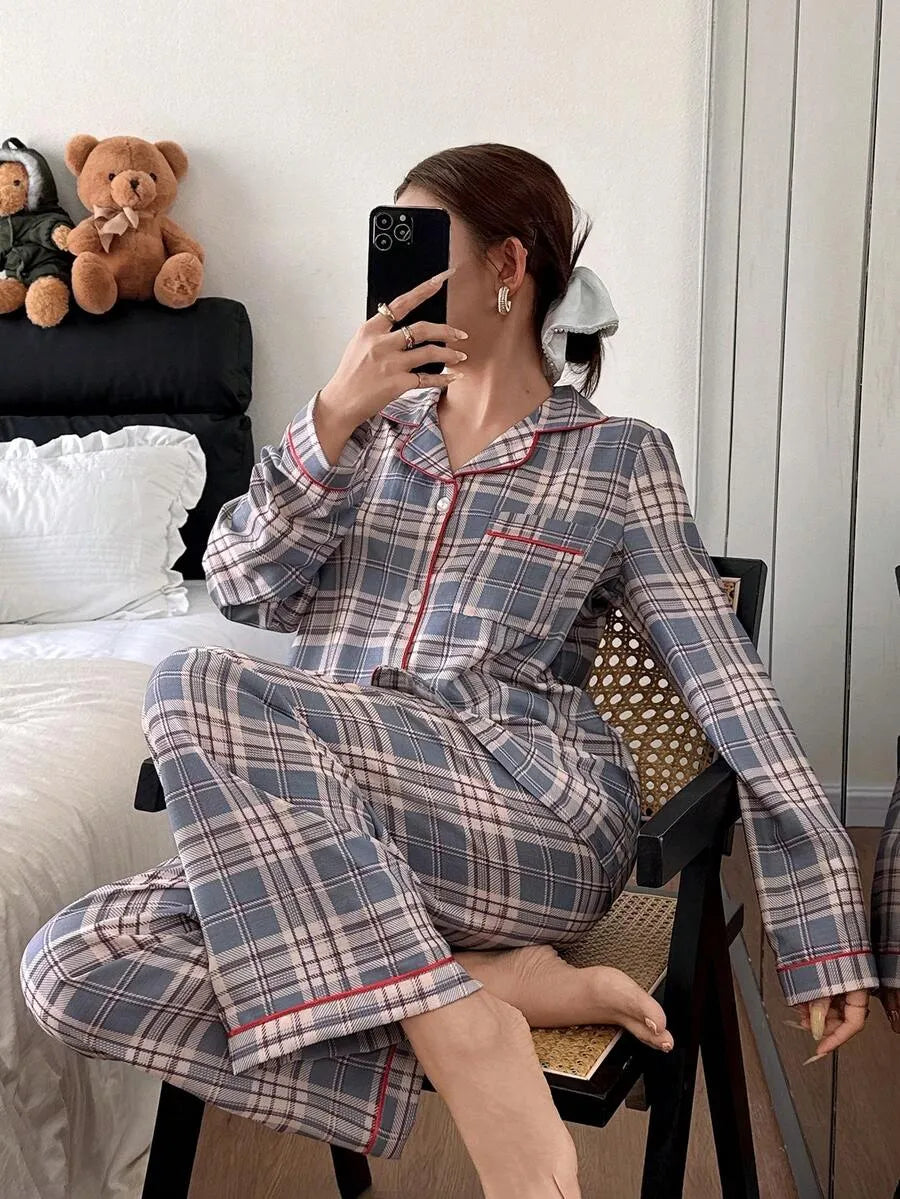 SHEIN Napfluff طقم بيجامة قطعتين بياقة وحواف ملونة وأكمام طويلة متعدد الألوان