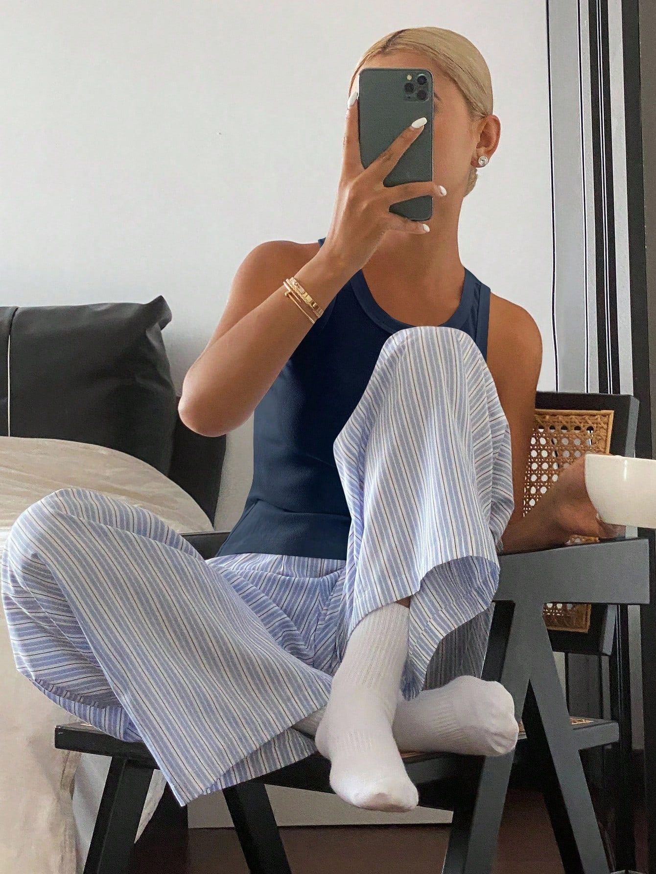 SHEIN DAZY طقم بيجامة نسائي 2 قطع بلون موحد وبنطال مخطط