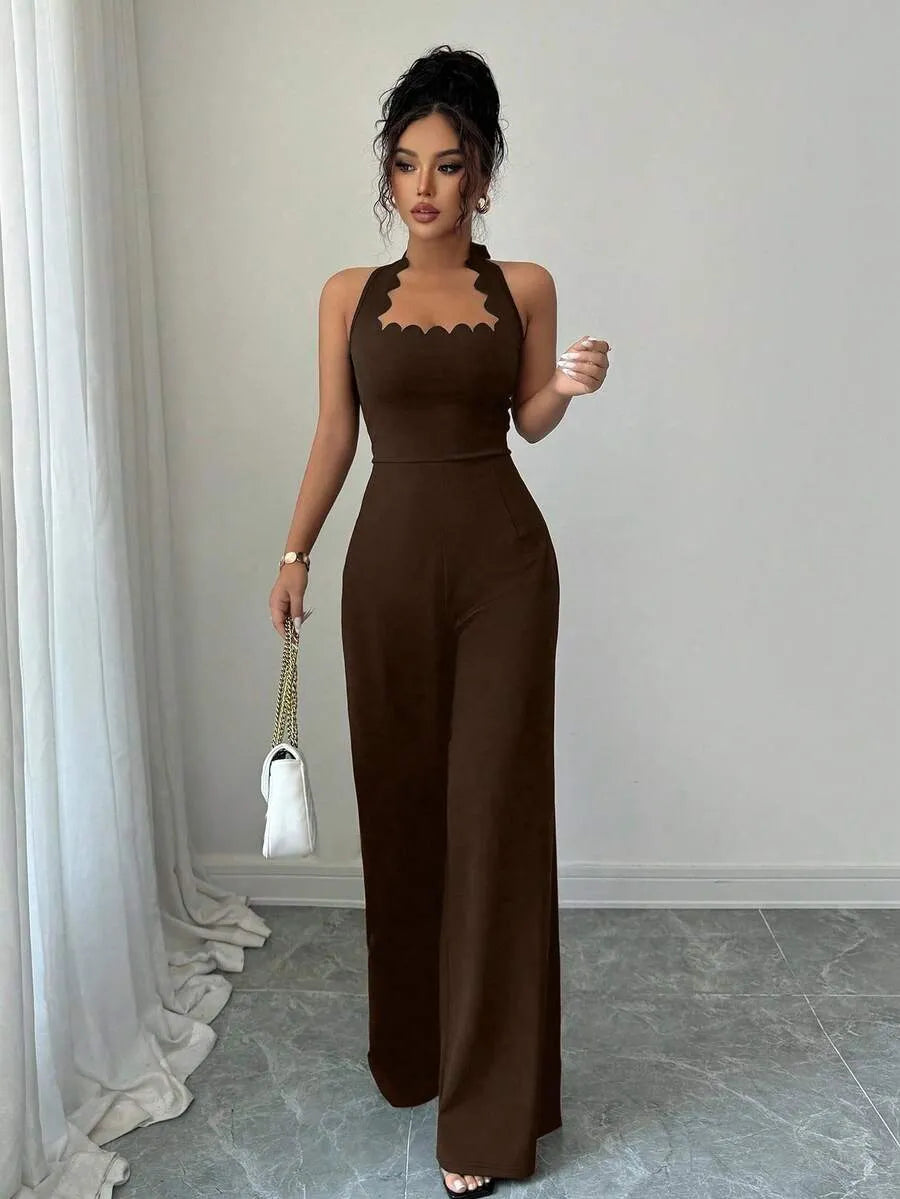 SHEIN Selianne جمبسوت بني أنيق برقبة هولتر وأطراف مموجة من