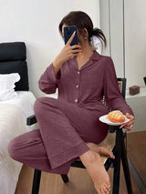 SHEIN Napfluff طقم بيجامة قطعتين بقميص محبوك بأزرار وجيوب وياقة كلاسيكية وبنطال طويل بلون كستنائي