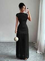 SHEIN Elenzga فستان ماكسي أسود طويل وناعم