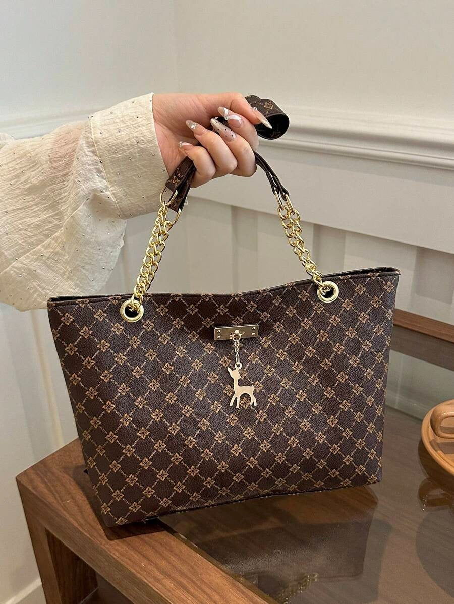 SHEIN حقيبة كتف بسلسلة بلون بني قهوة