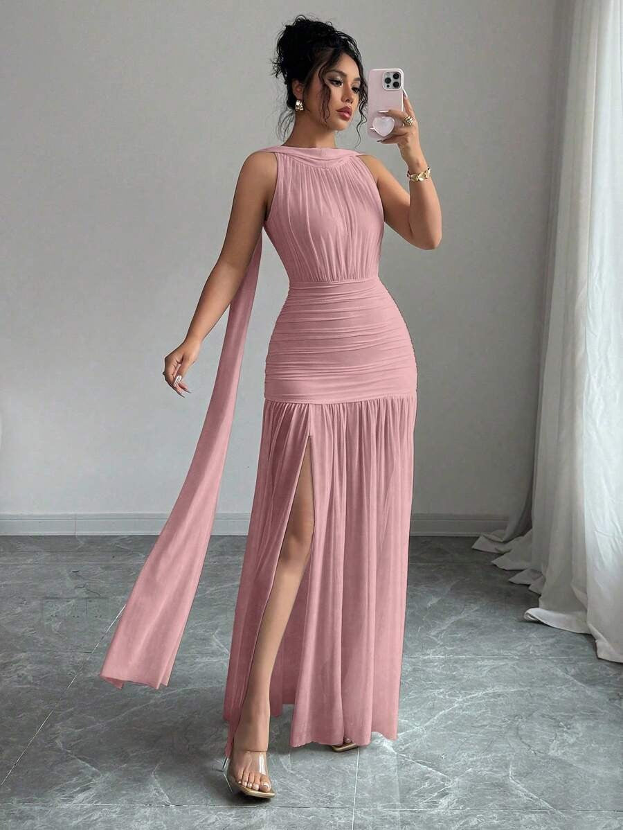 SHEIN Elenzga فستان وردي بظهر مفتوح بشق وطيات