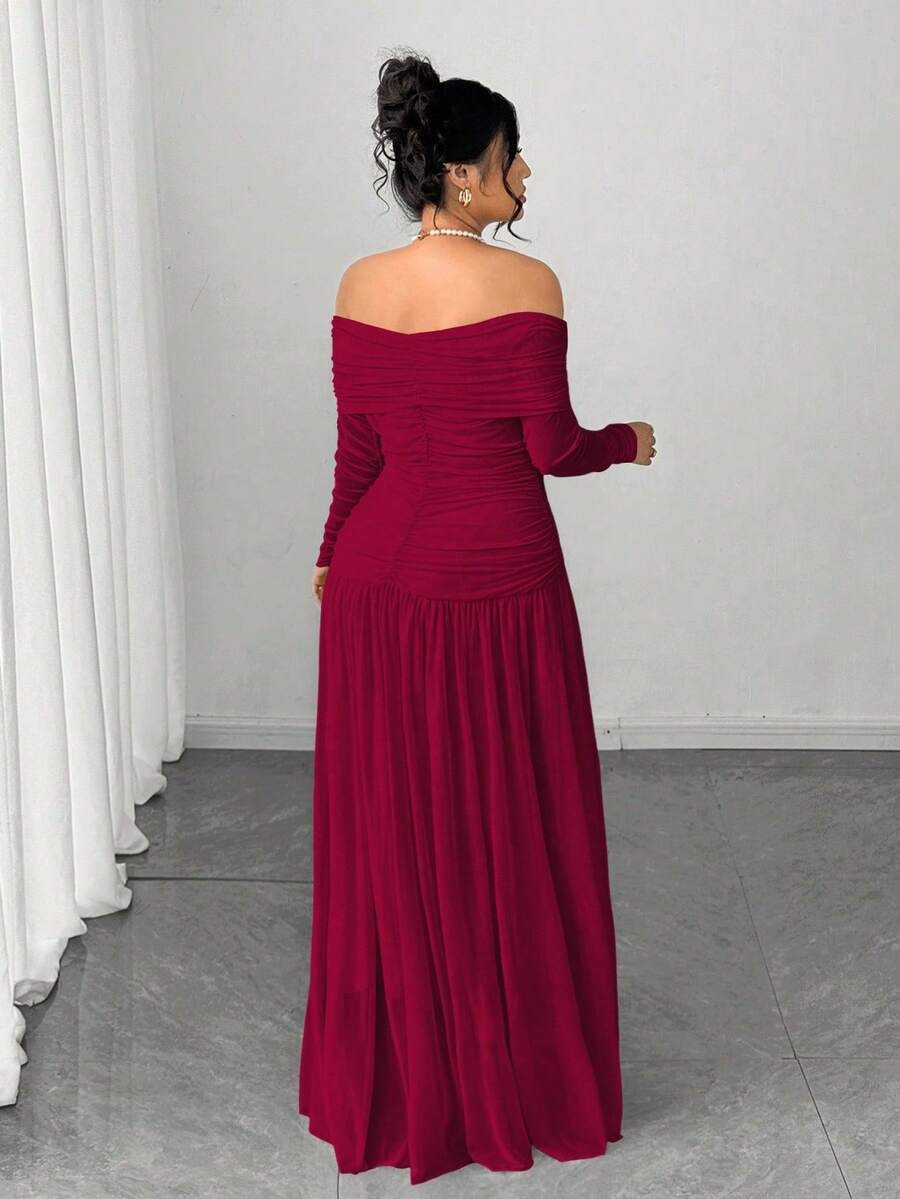 SHEIN Elenzga فستان ناعم طويل الأكمام بدون أكتاف مكشوف الظهر
