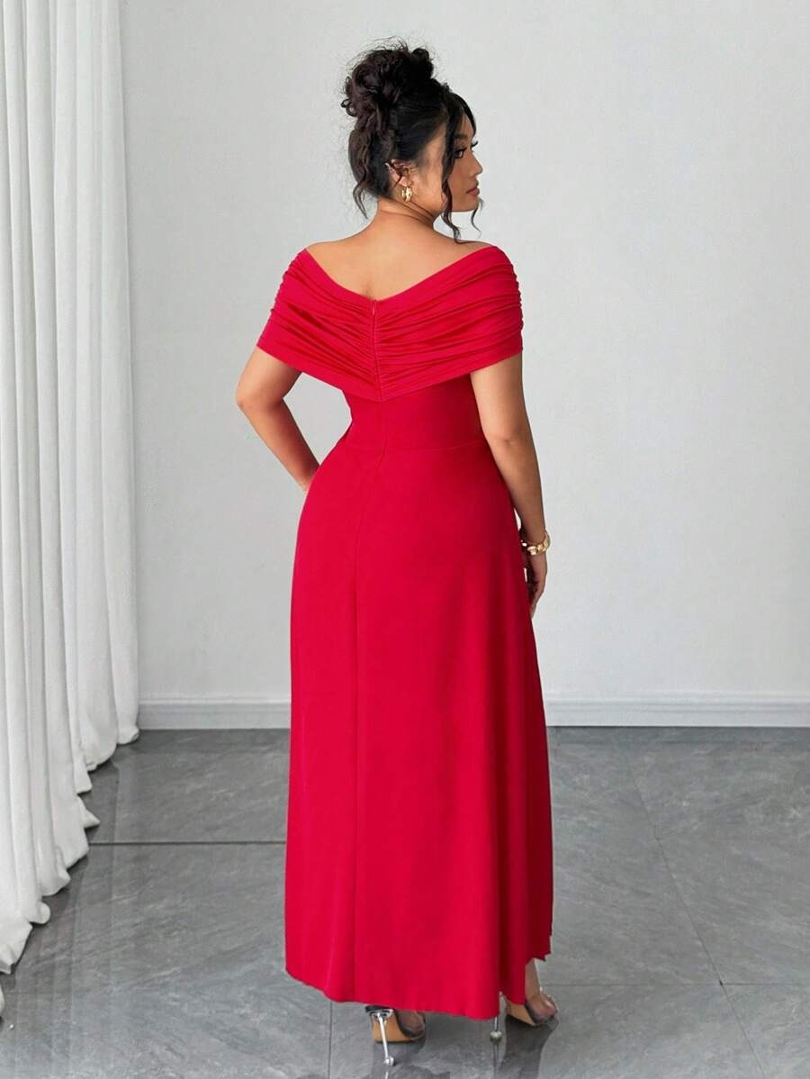 SHEIN Elenzga فستان احمر طويل بخامة خفيفة ومريحة مع إسدال الكتف