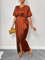 SHEIN SOLERSUN فستان كوكتيل ساتان لامع