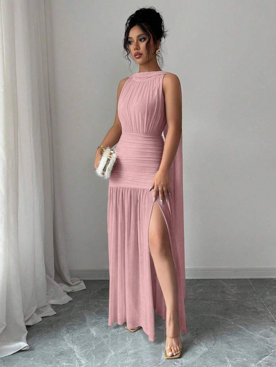 SHEIN Elenzga فستان وردي بظهر مفتوح بشق وطيات