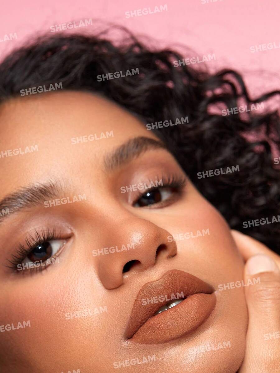SHEGLAM Heartbeat Starlight Velvet أحمر شفاه