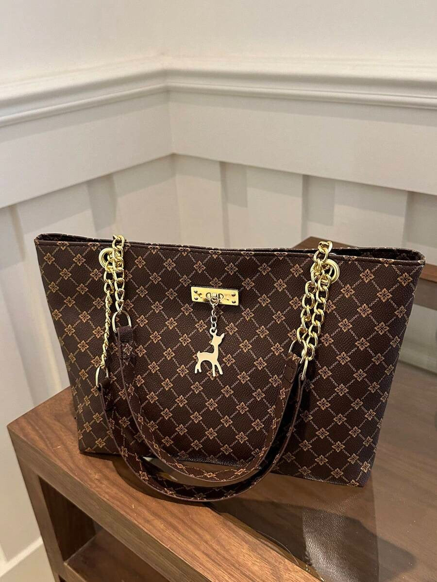 SHEIN حقيبة كتف بسلسلة بلون بني قهوة
