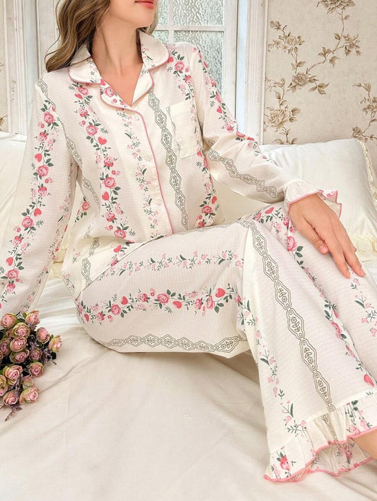 SHEIN CottageSlumber طقم بيجامة مطبوع بالورود