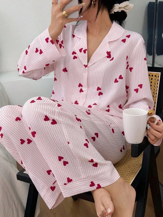 SHEIN Dream Adore بيجامة وردية قطعتين بطبعة قلوب