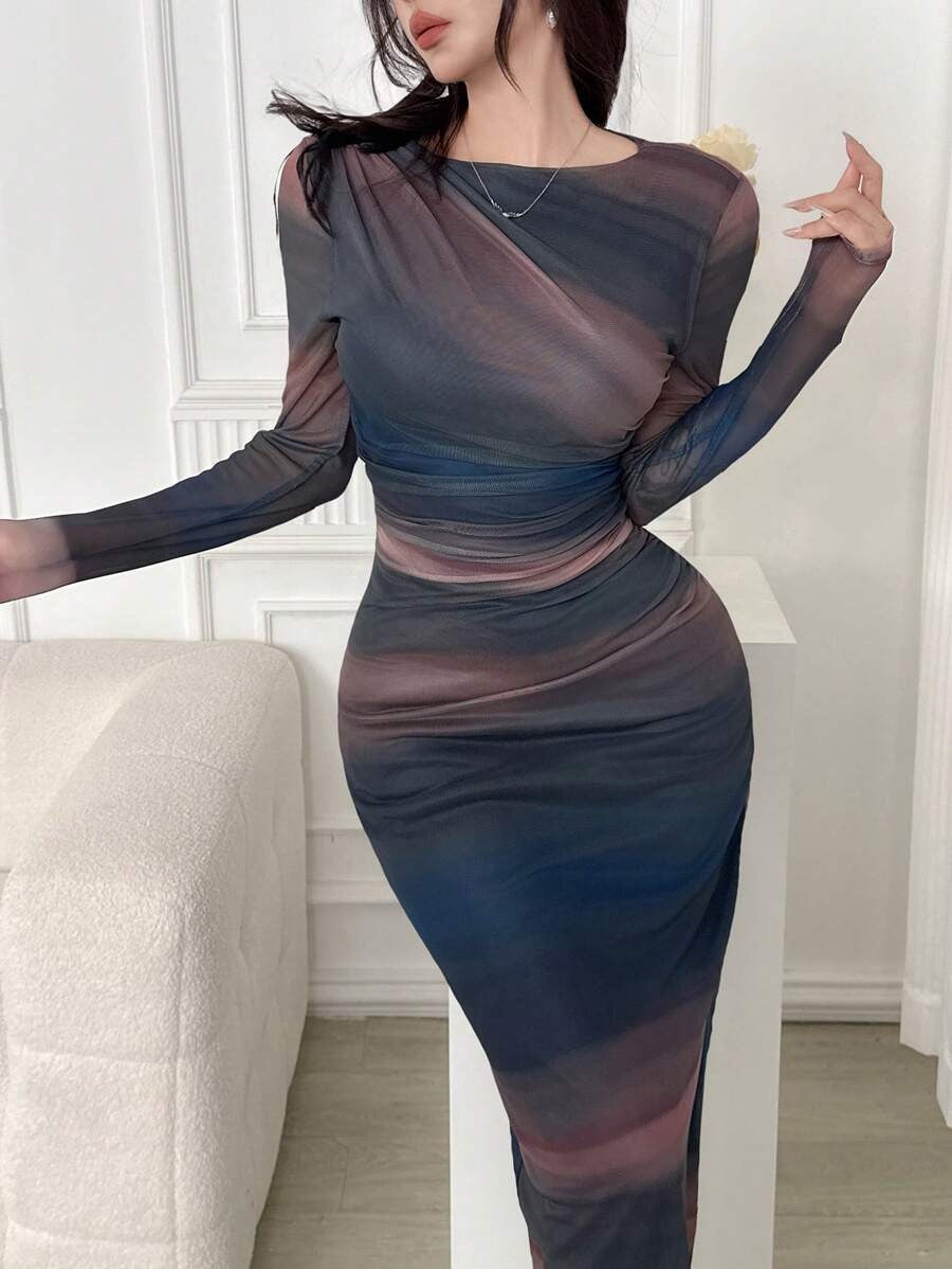 SHEIN Modelyn فستان ضيق بطبعة ربطة صباغة أنيقة