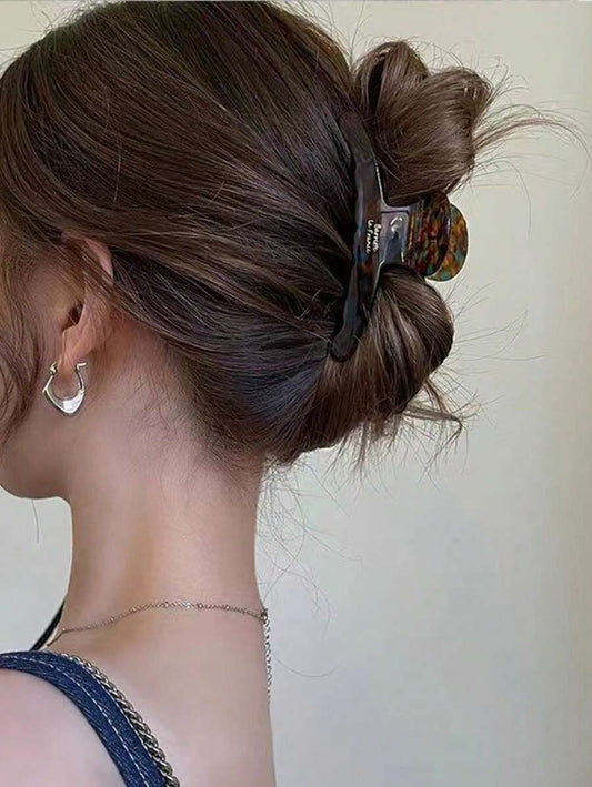 SHEIN مشبك شعر بلون كراميل