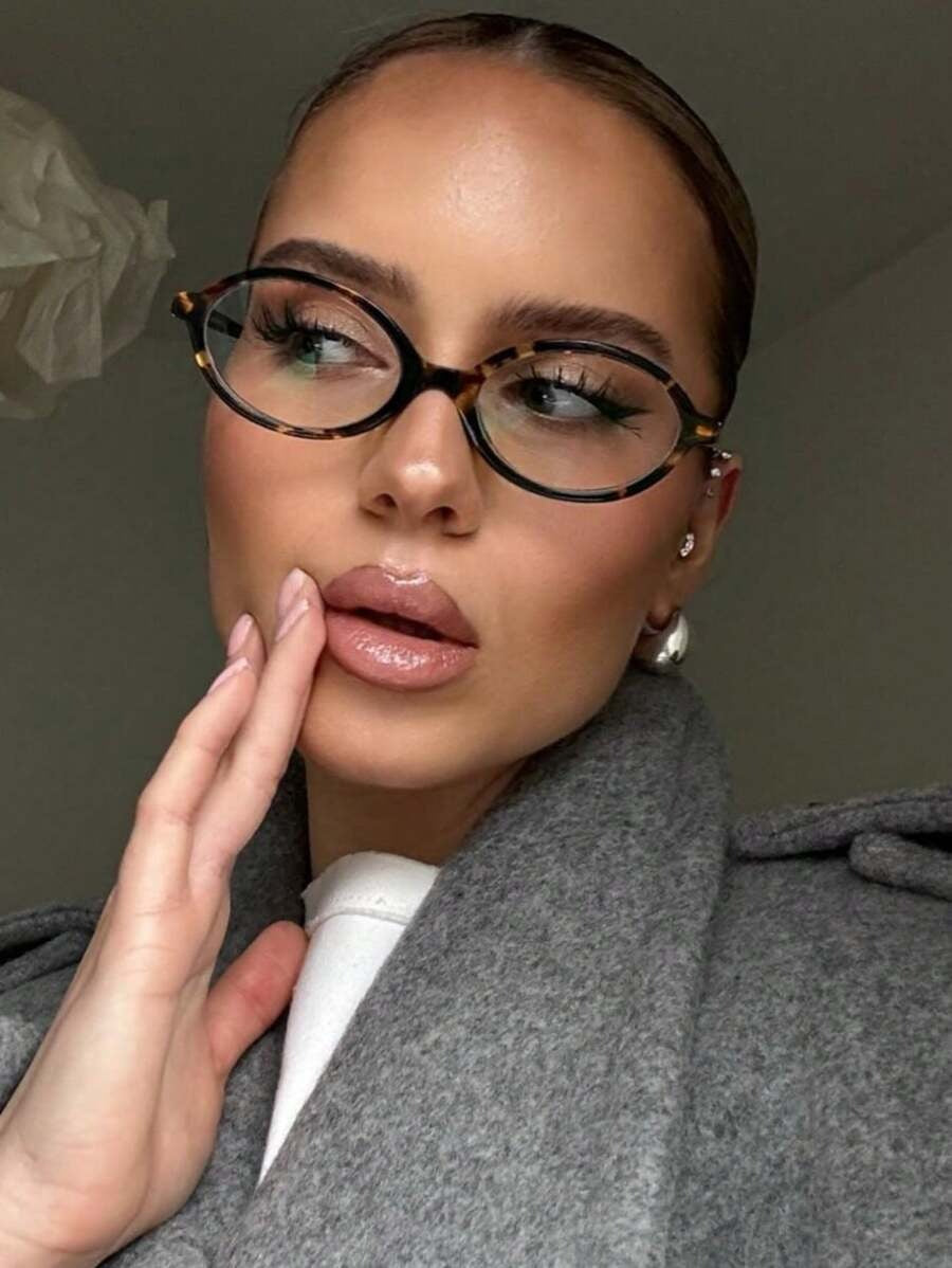 SHEIN نظارة نسائية بيضاوية صغيرة بإطار مطبوع