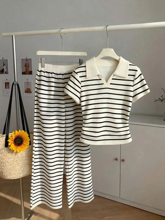 SHEIN Resyla طقم نسائي صيفي من قطعتين بتصميم مخطط بولو وبنطال واسع