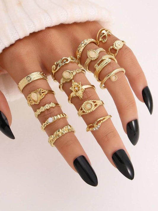 SHEIN طقم 16 خاتم بوهيمي ذهبي