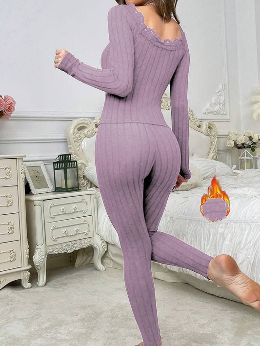 SHEIN طقم بيجامة حرارية ناعمة بدانتيل