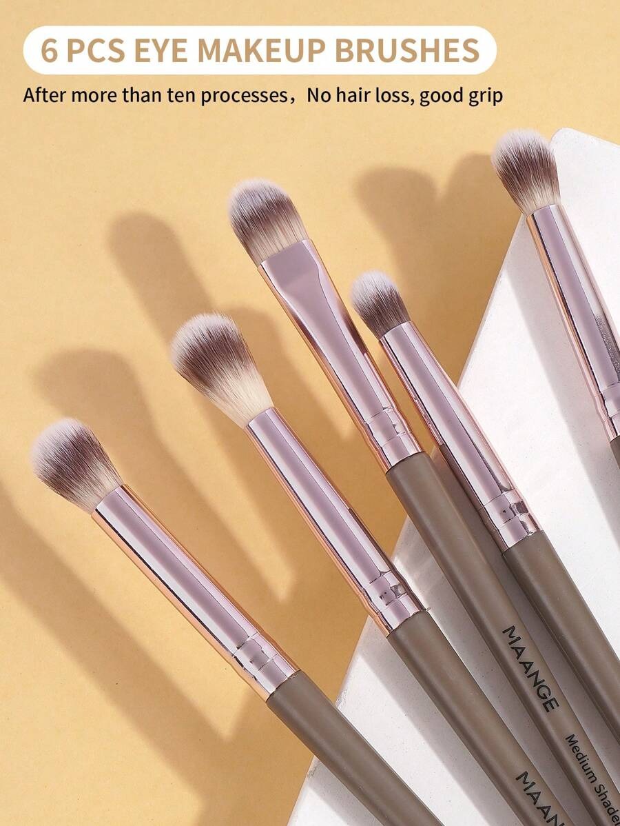 SHEIN MAANGE طقم فرش ناعمة ومخصصة لتطبيق مكياج العيون