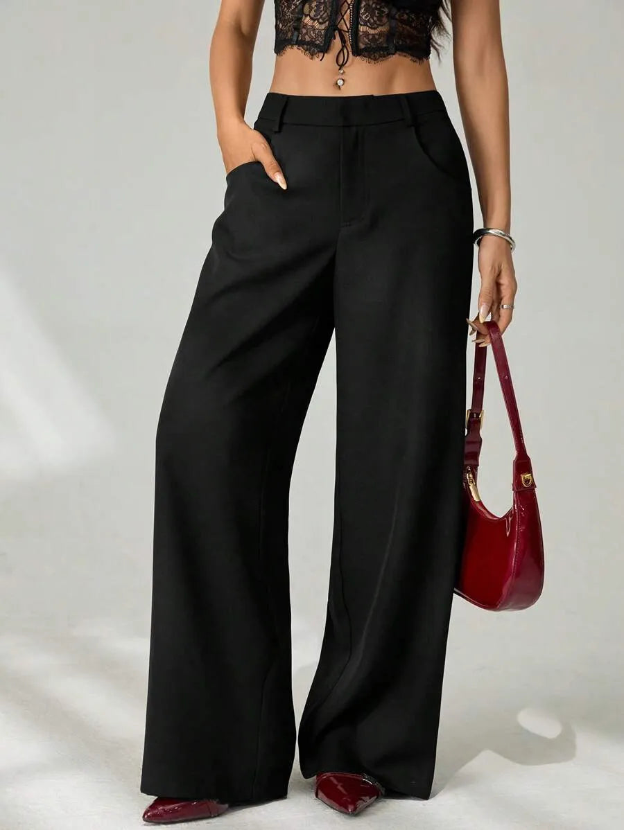 SHEIN PETITE بنطلون بلون الأسود طويل واسع الساق بخصر منخفض