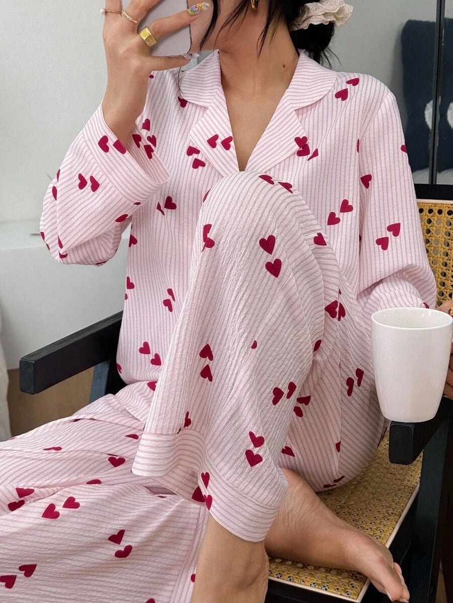 SHEIN Dream Adore بيجاما وردية قطعتين بطبعة قلوب