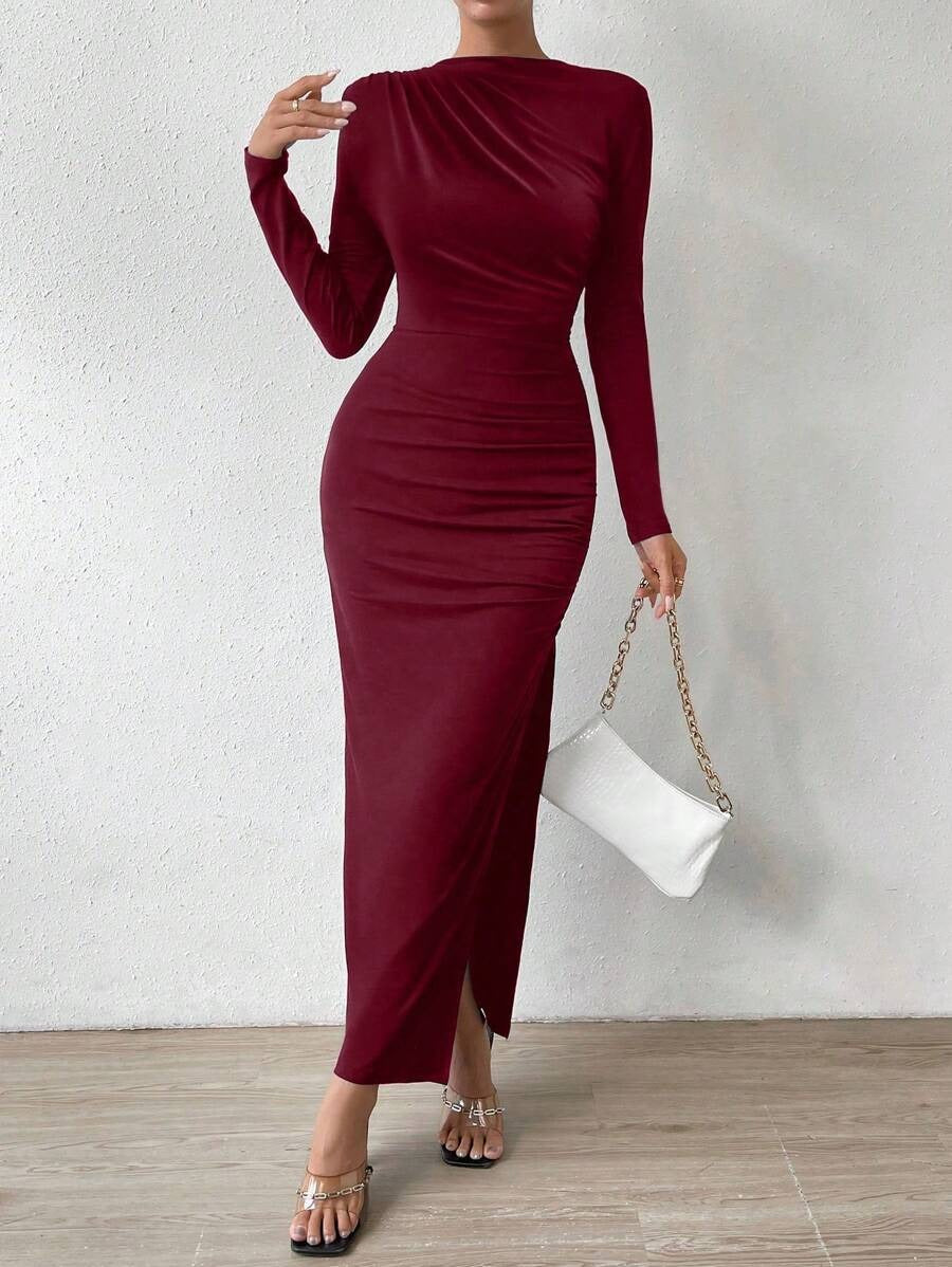 SHEIN Chiquease  فستان عنابي طويل