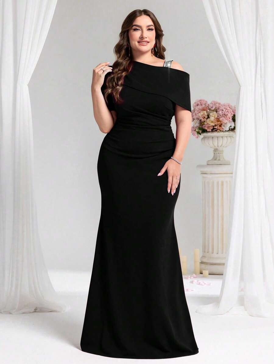 SHEIN Coutiva فستان سهرة  أسود طويل