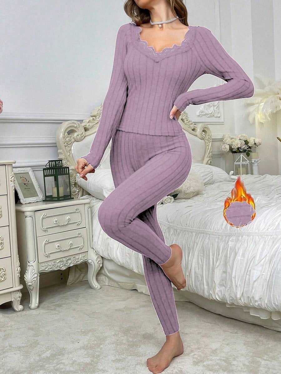 SHEIN طقم بيجامة حرارية ناعمة بدانتيل