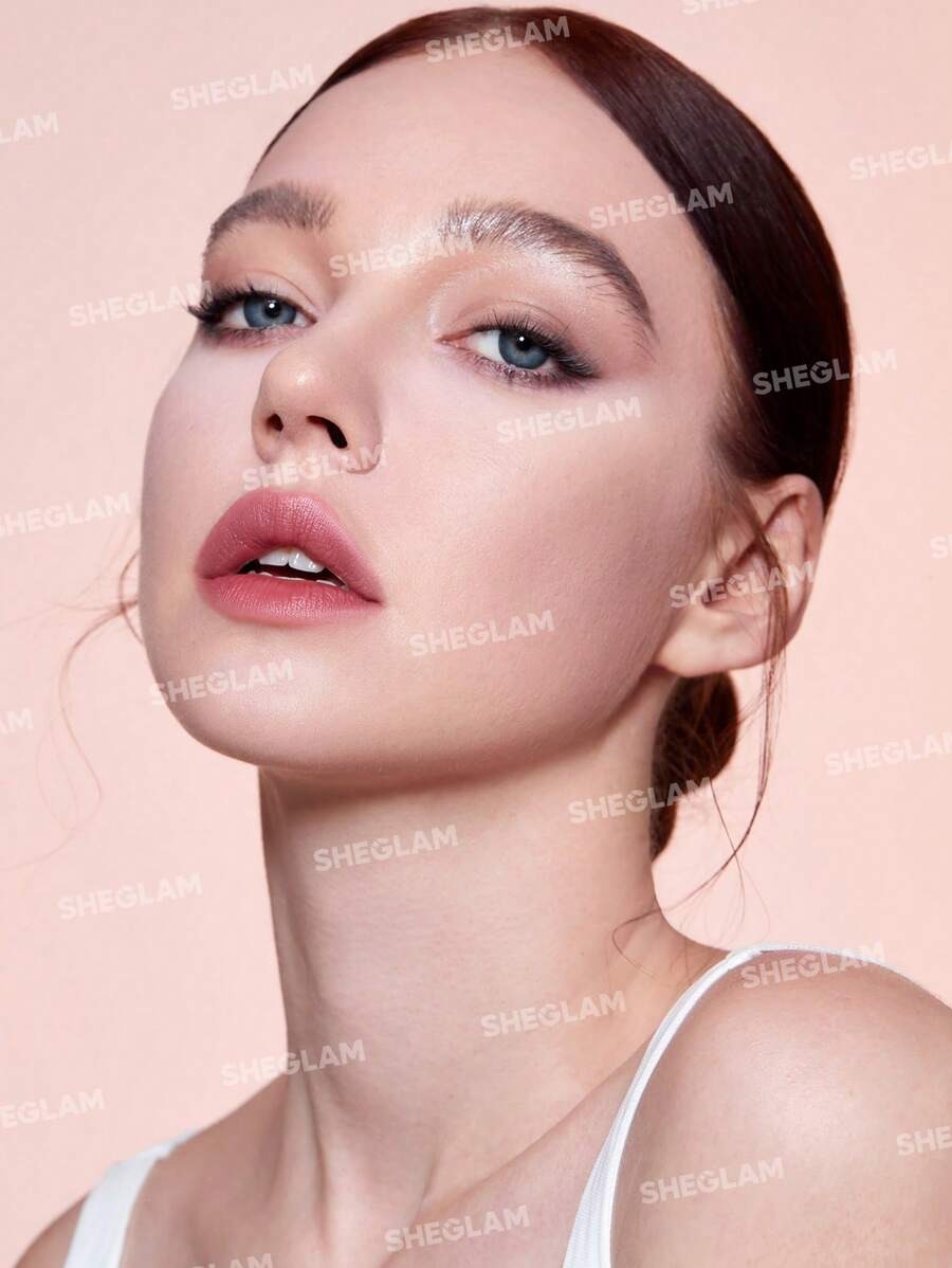 SHEGLAM Baked Glow بودرة مثبتة بلمعة ناعمة