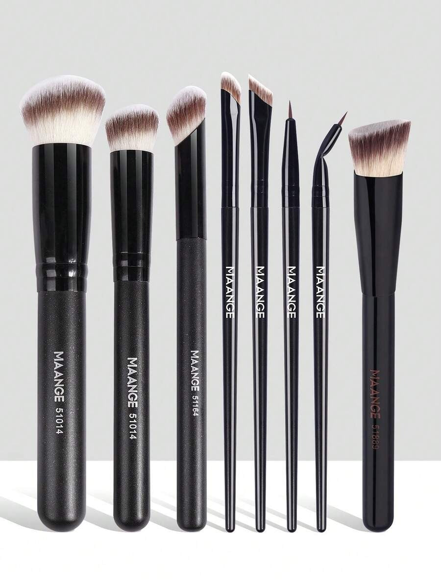 SHEIN MAANGE فرشاة مكياج مثلثة