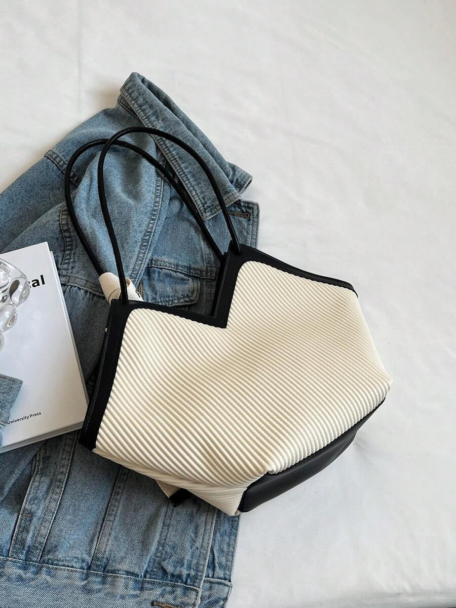 SHEIN حقيبة كتف كبيرة بيضاء