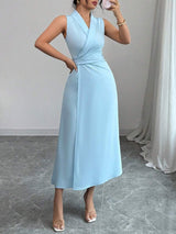 SHEIN Elenzga فستان بلون الأزرق طويل وبدون أكمام بتصميم ملفوف وثنيات
