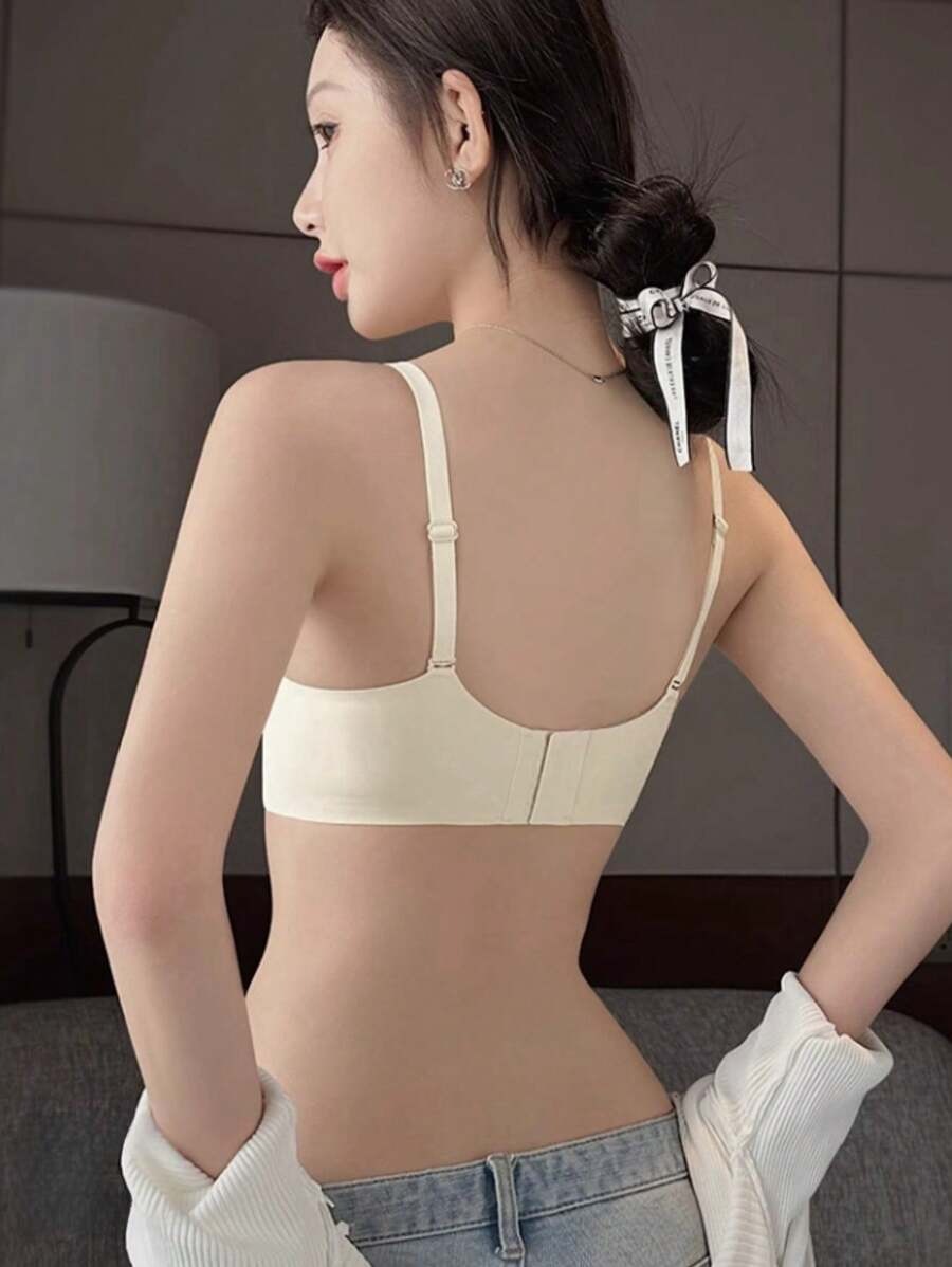 SHEIN حمالة صدر قطعة واحدة بلون أبيض