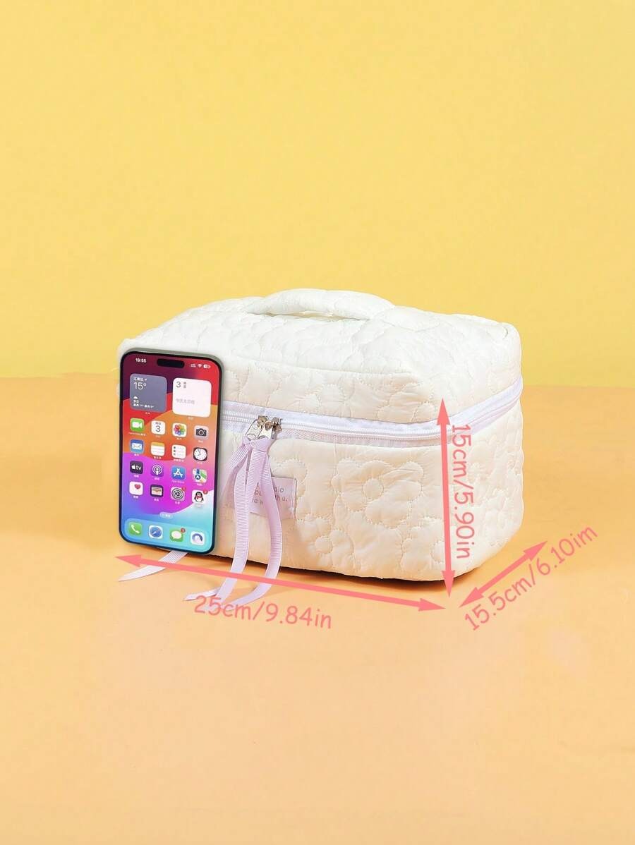 SHEIN حقيبة مكياج بيضاء مبطنة بتصميم زهري