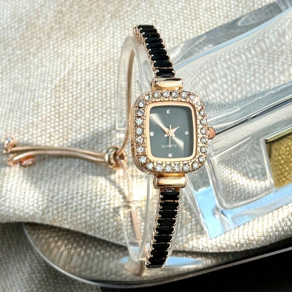 SHEIN ساعة معصم نسائية كوارتز سوداء قابلة للتعديل