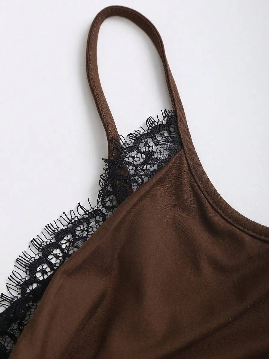 SHEIN Sweetra جمبسوت نسائي بحمالات بحرفة دانتيل وبنطال واسع من