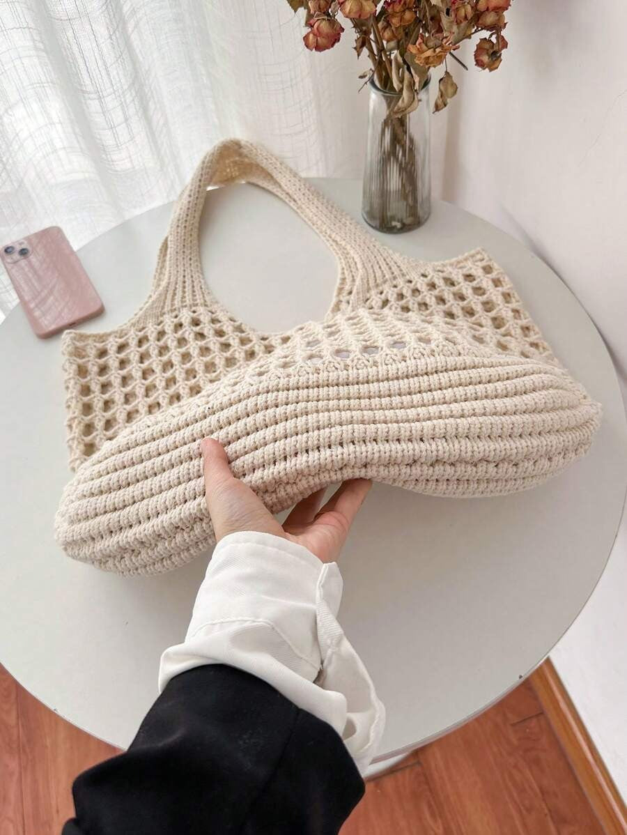 SHEIN حقيبة كتف كروشيه واسعة وعملية بتصميم كاجوال لون بيج