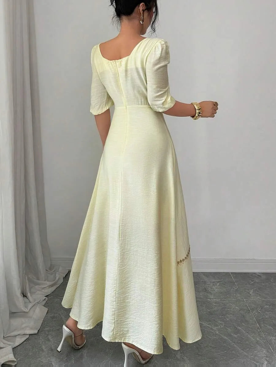 SHEIN Modelyn فستان ميدي بياقة مربعة فرنسية أصفر فاتح