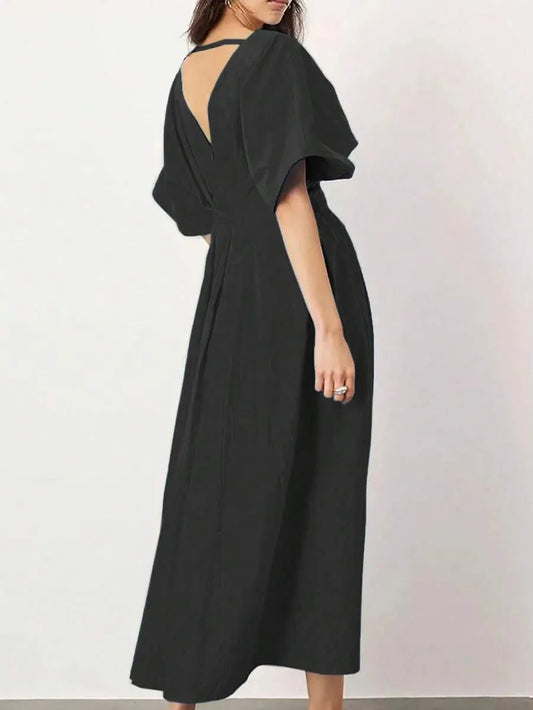 SHEIN فستان طويل وظهر مفرغ وأكمام خفاشية بلون اسود