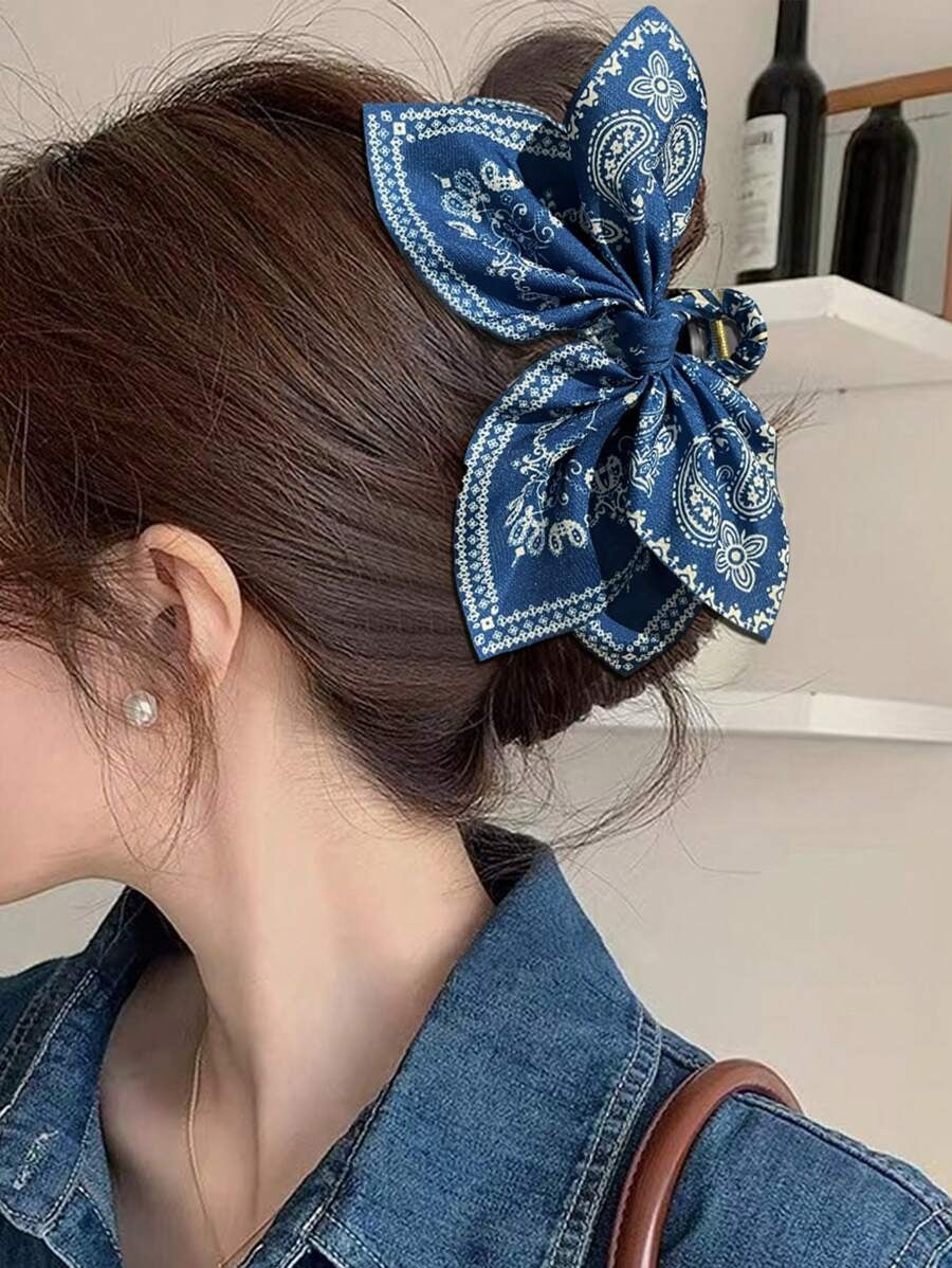 SHEIN مشبك شعر بشكل فراشة الكاجو