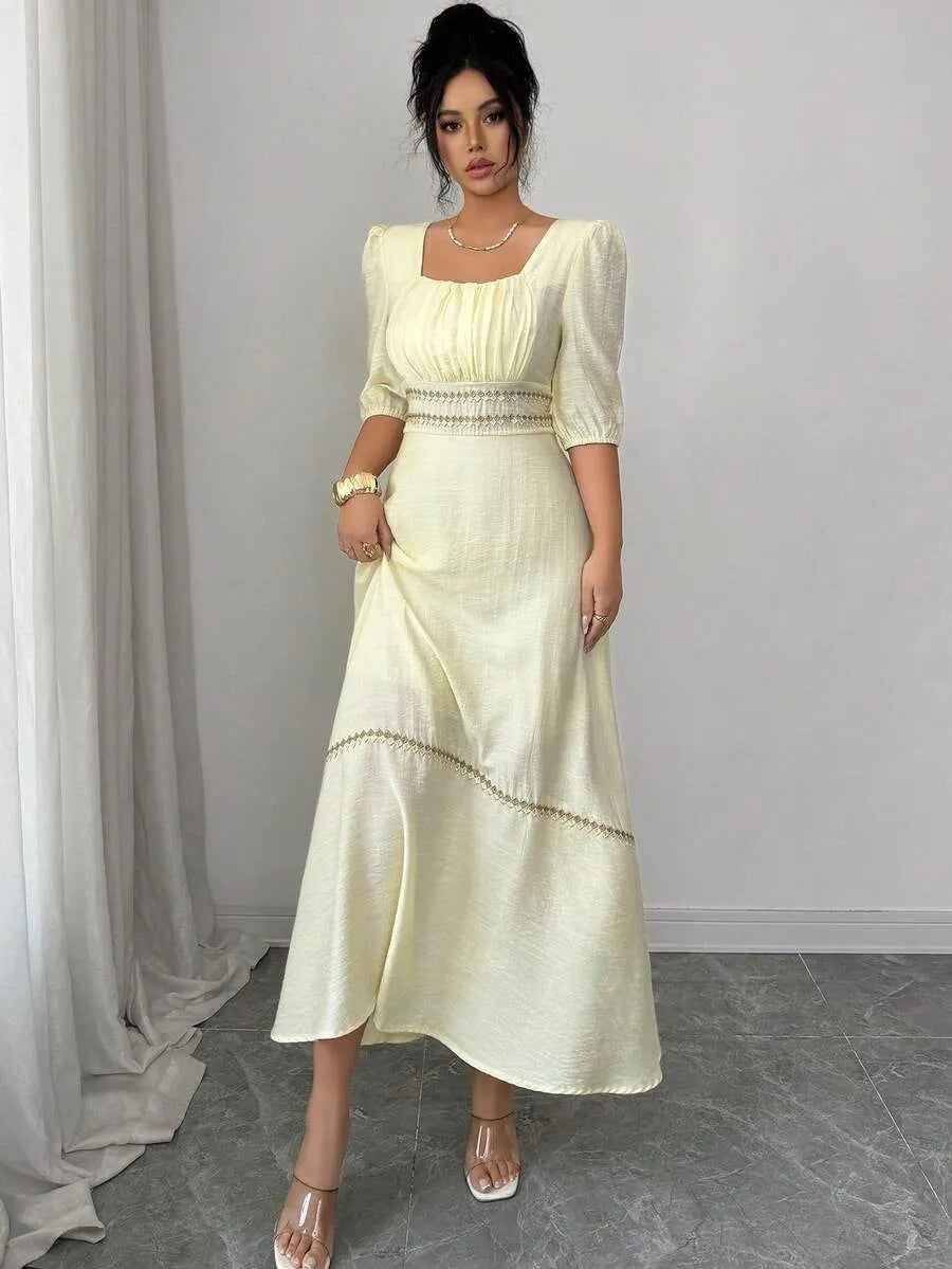 SHEIN Modelyn فستان ميدي بياقة مربعة فرنسية أصفر فاتح